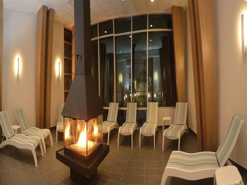 Hotel Universel, Centre De Congres Ривьер-дю-Лу Экстерьер фото